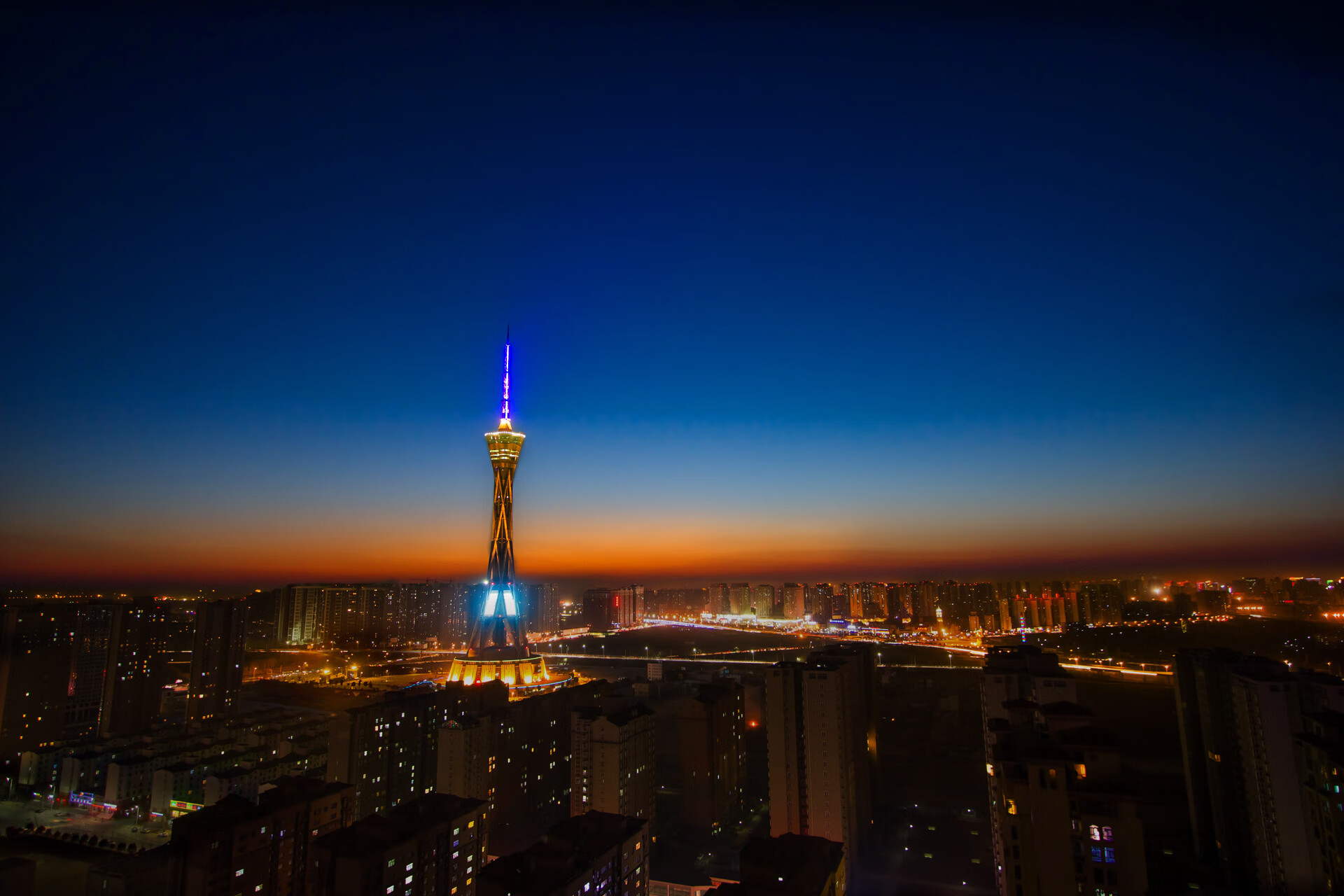 意甲坚固防线：防守反击战术成取胜关键，意大利足球防守反击打法