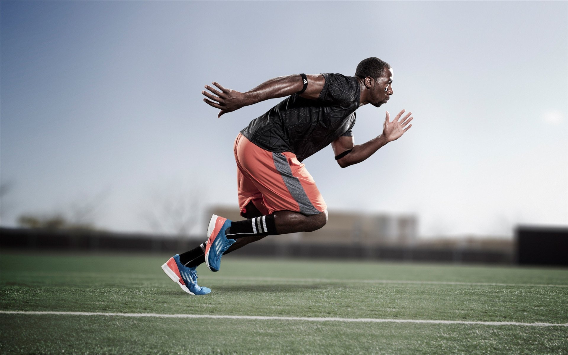 奥卡拉汉刷新个人100米自由泳最佳成绩，奥运2021自由泳100米决赛