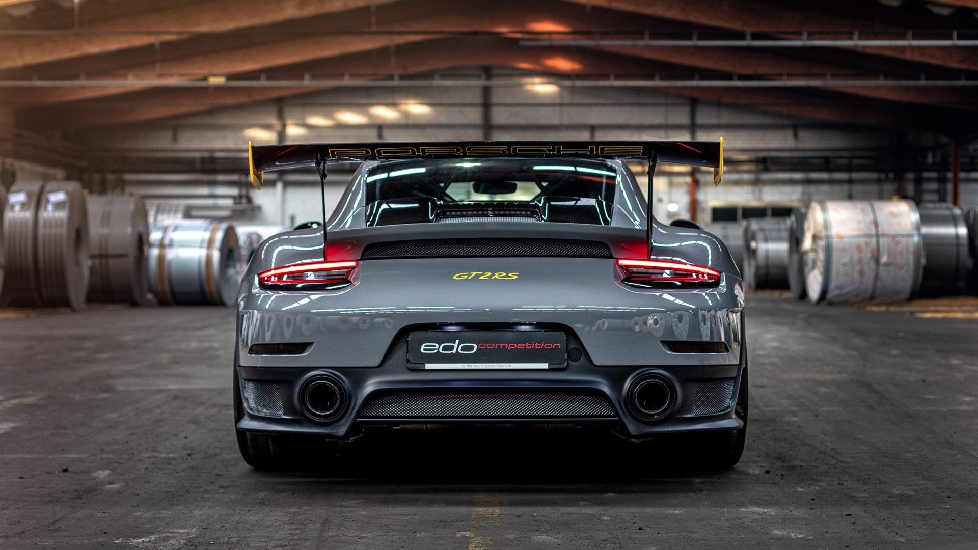 九游体育电竞-_无人机舞蹈巡游：空中艺术与速度的结合_，无人机舞台航拍技巧